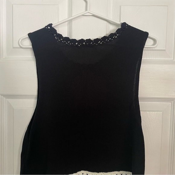 Alice + Olivia Knit Sleeveless Black and White Sweater Top Large - Picture 8 of 9